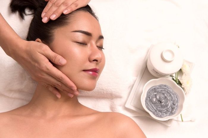 EMO SPA Facial